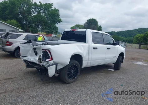 2023 Ram 1500 Big Horn 4X4 5'7 Box из США, поврежденный, VIN 1C6RRFFG6PN699322